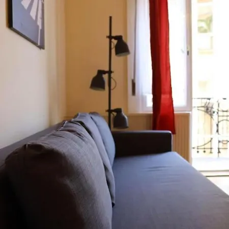 Big Apt In The Center With Balcony & Ac * Budapest
